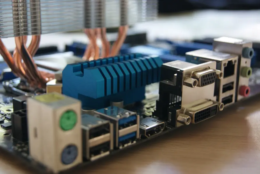 Jenis dan Perbedaan USB